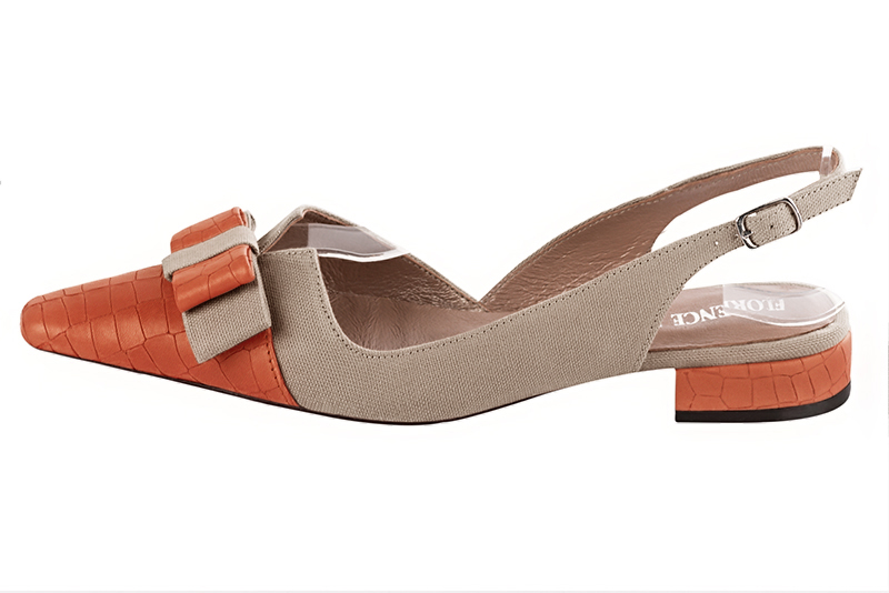 Terracotta orange and tan beige women's open back shoes, with a knot. Tapered toe. Flat block heels. Profile view - Florence KOOIJMAN